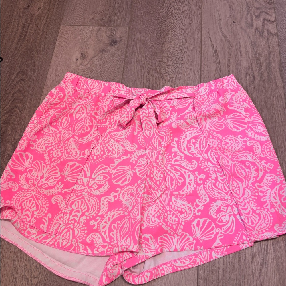 Lilly Pulitzer Flowy Shorts